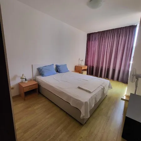 Oazis Apartment Ravda