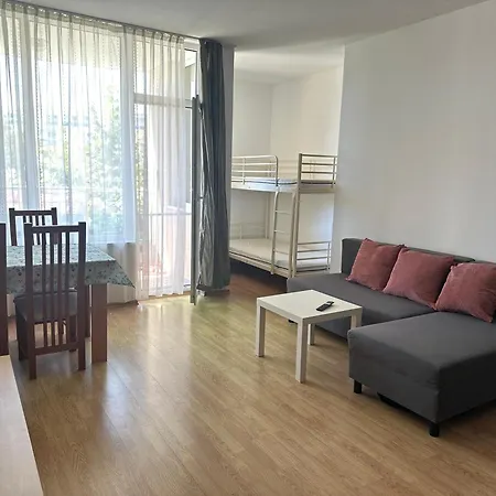 Oazis 아파트 라브다